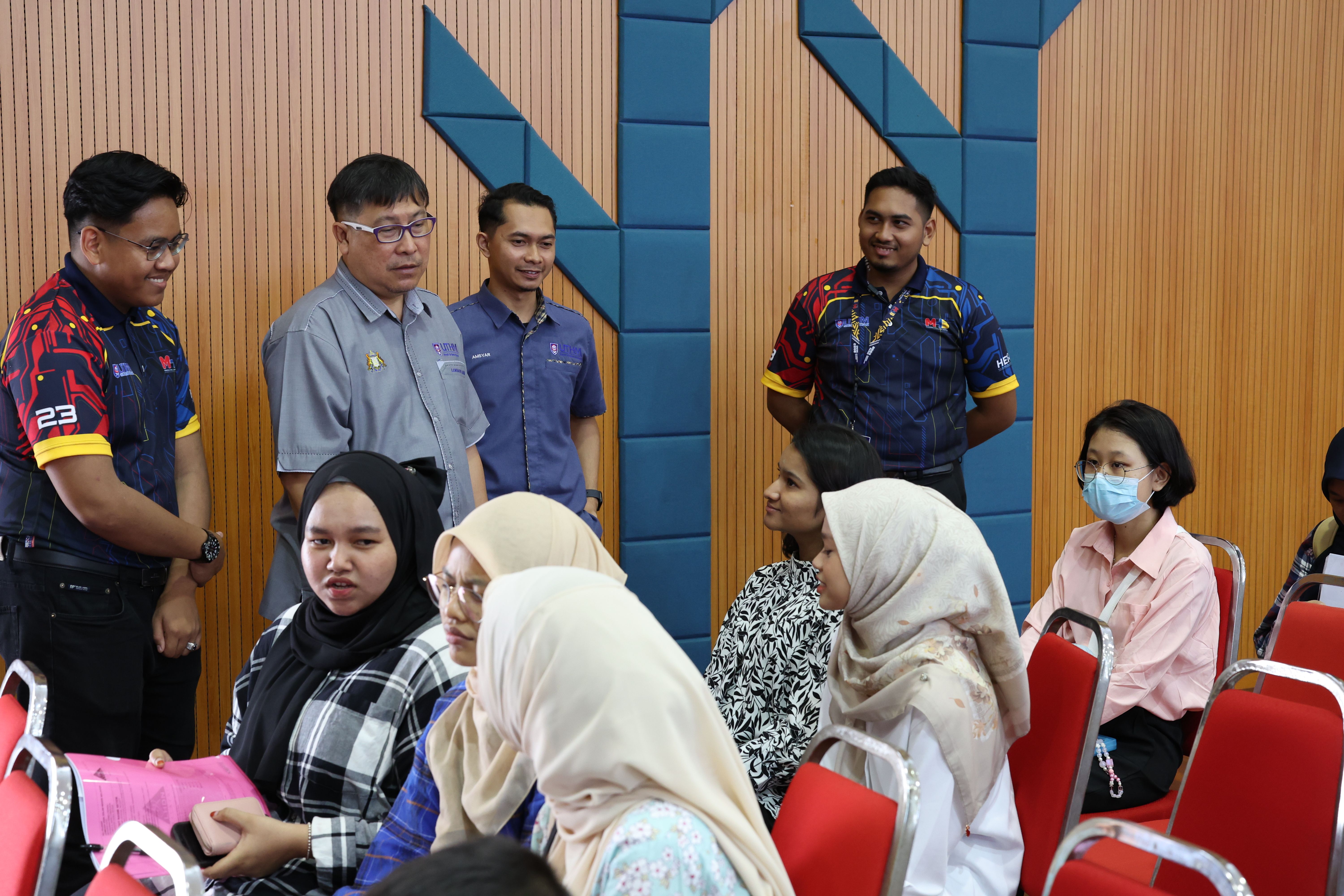 images/Gambar Website/INTAKE/0P8A0271.jpg